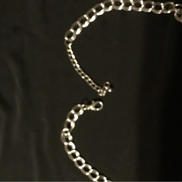 Angel wings necklace, brilliant blue and silver - Picture 3 of 4